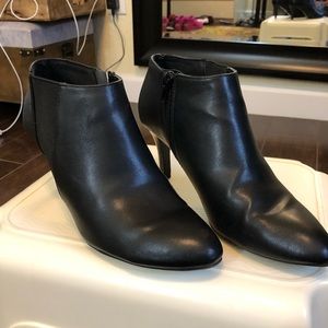 Impo ankle Booties